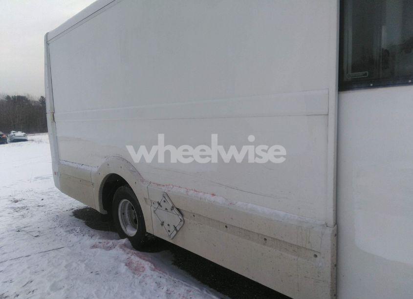 Photo 11 of 2016 Isuzu Npr (VIN JALB4T178G7W01277)