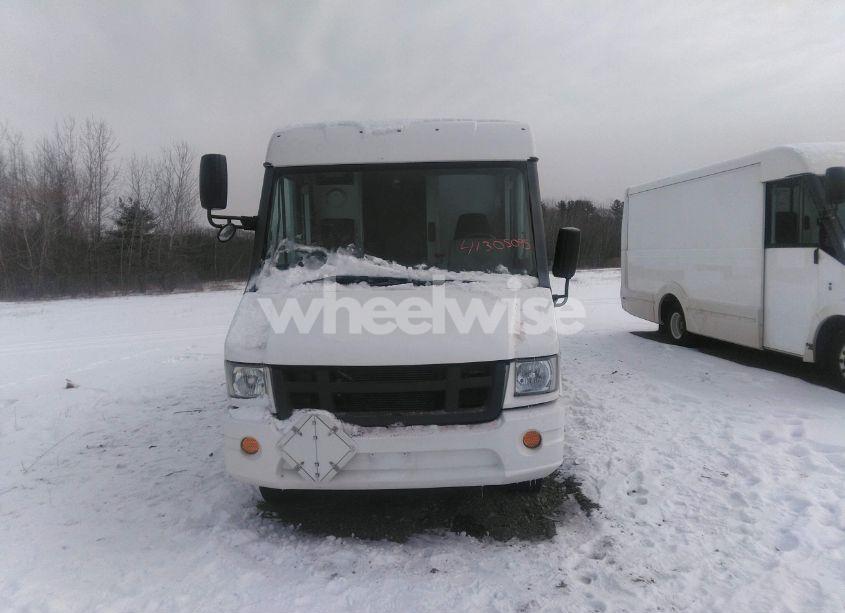 Photo 12 of 2016 Isuzu Npr (VIN JALB4T178G7W01277)