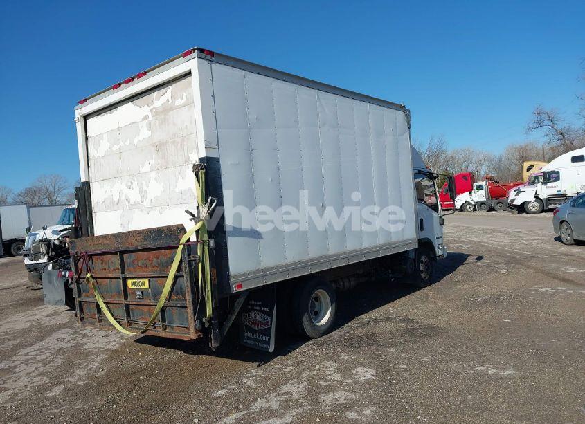 Photo 4 of 2009 Isuzu Npr (VIN JALB4W16X97400685)