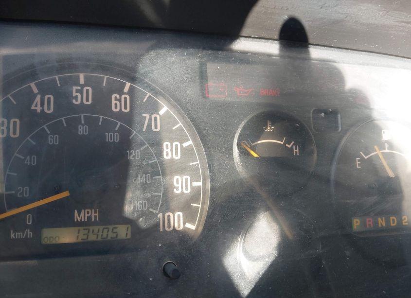 Photo 5 of 1999 Isuzu Npr N/A (VIN JALC4B145X7017536)