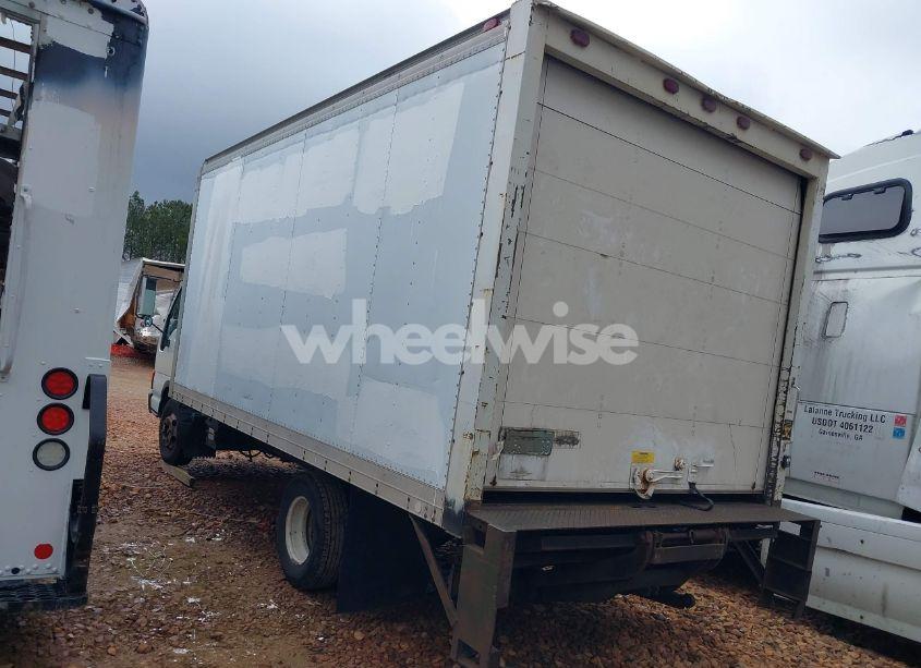 Photo 3 of 2000 Isuzu Npr (VIN JALC4B153Y7005833)