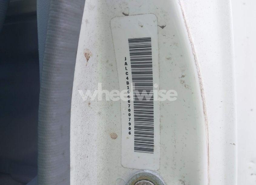 Photo 8 of 2006 Isuzu W4s042 NPR HD REG (VIN JALC4B16667007906)