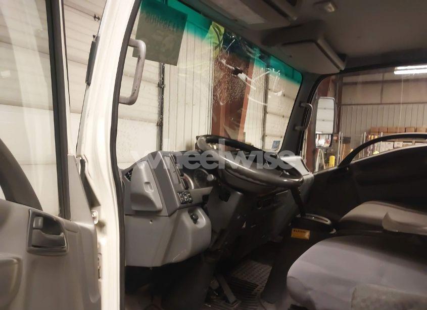 Photo 7 of 2012 Isuzu Npr HD DSL REG (VIN JALC4W160C7002624)