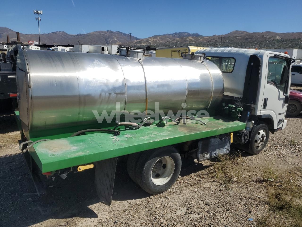 Photo 3 of 2019 ISUZU NPR HD (VIN JALC4W161K7010505)