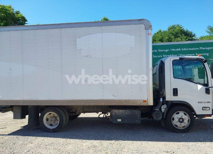 Photo 13 of 2022 Isuzu Npr XD (VIN JALC4W162N7K01001)