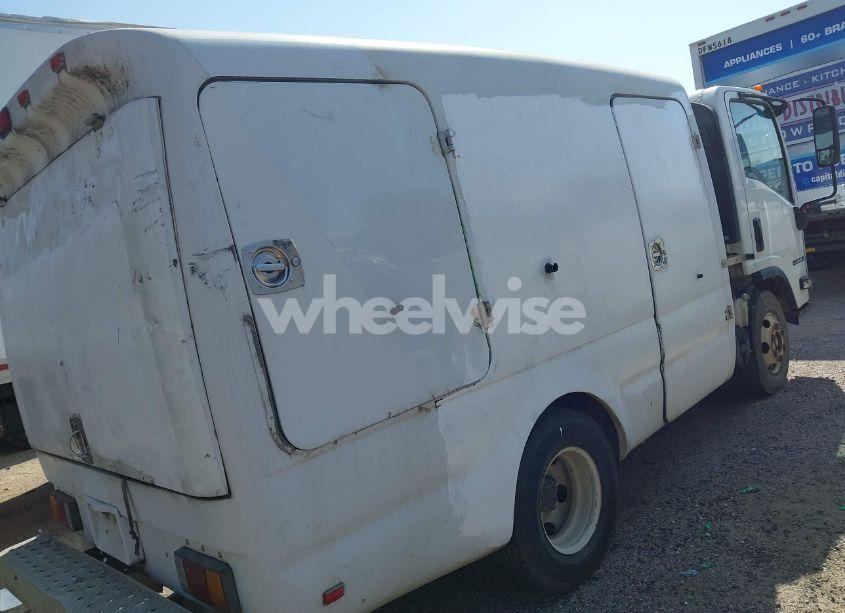 Photo 4 of 2011 Isuzu Npr HD DSL REG (VIN JALC4W163B7003992)