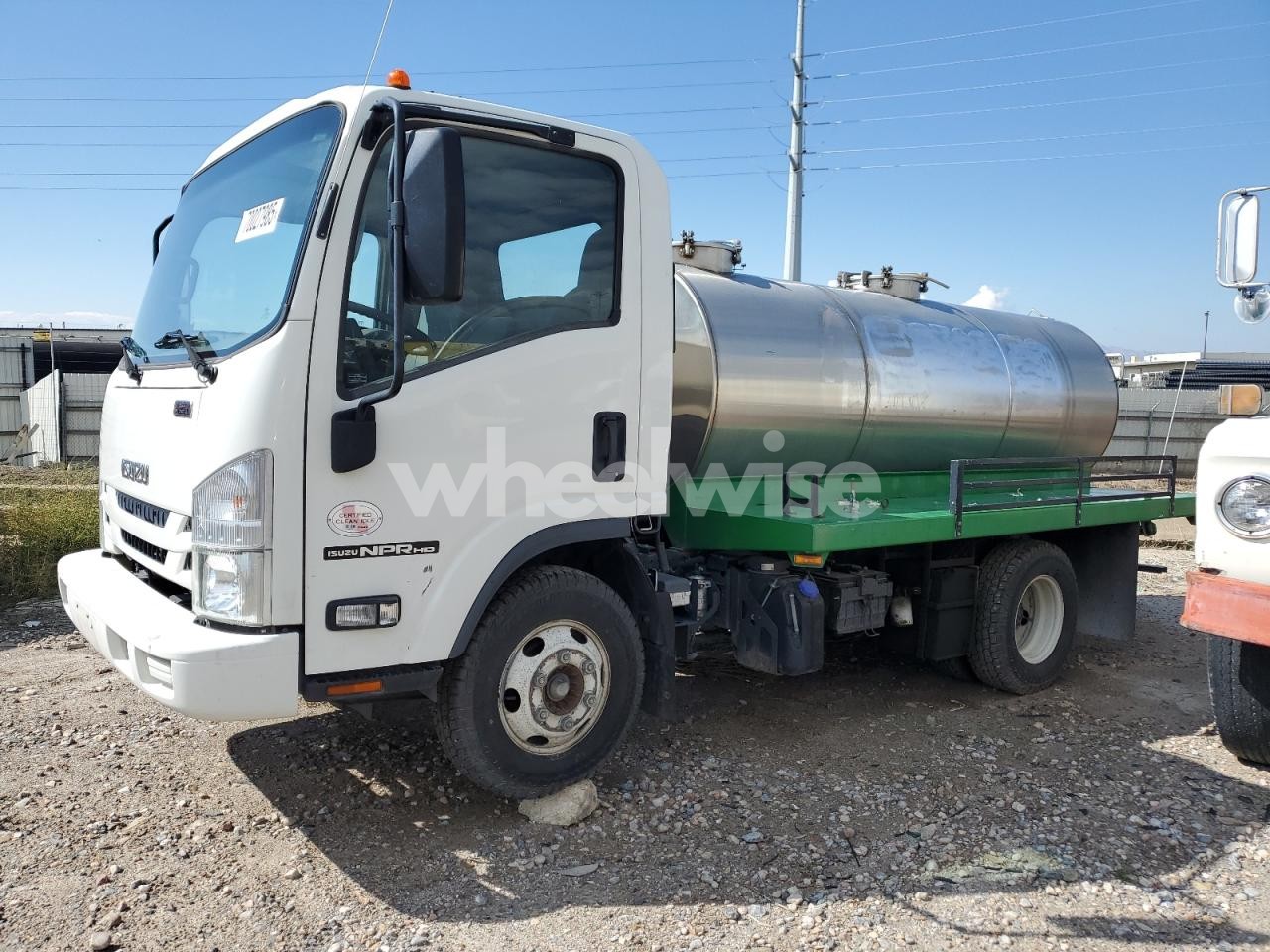 2019 ISUZU NPR HD (VIN JALC4W163K7010568) main photo