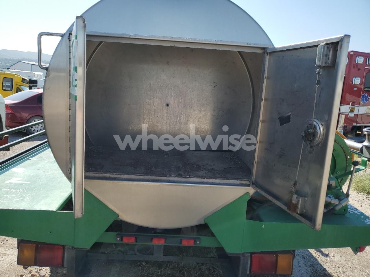 Photo 10 of 2019 ISUZU NPR HD (VIN JALC4W163K7010568)