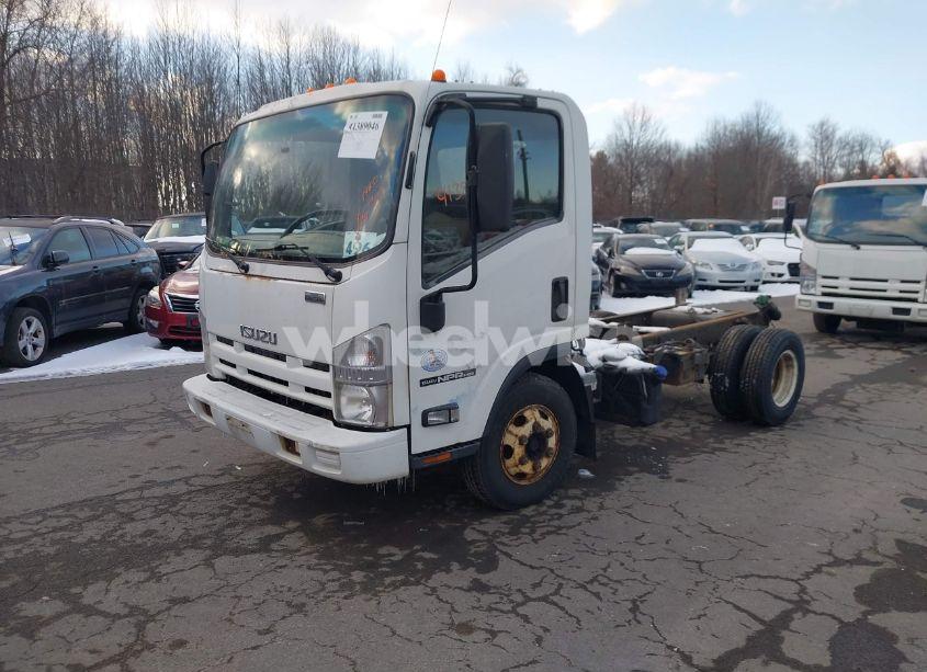 Photo 2 of 2011 Isuzu Npr HD DSL REG (VIN JALC4W168B7001025)