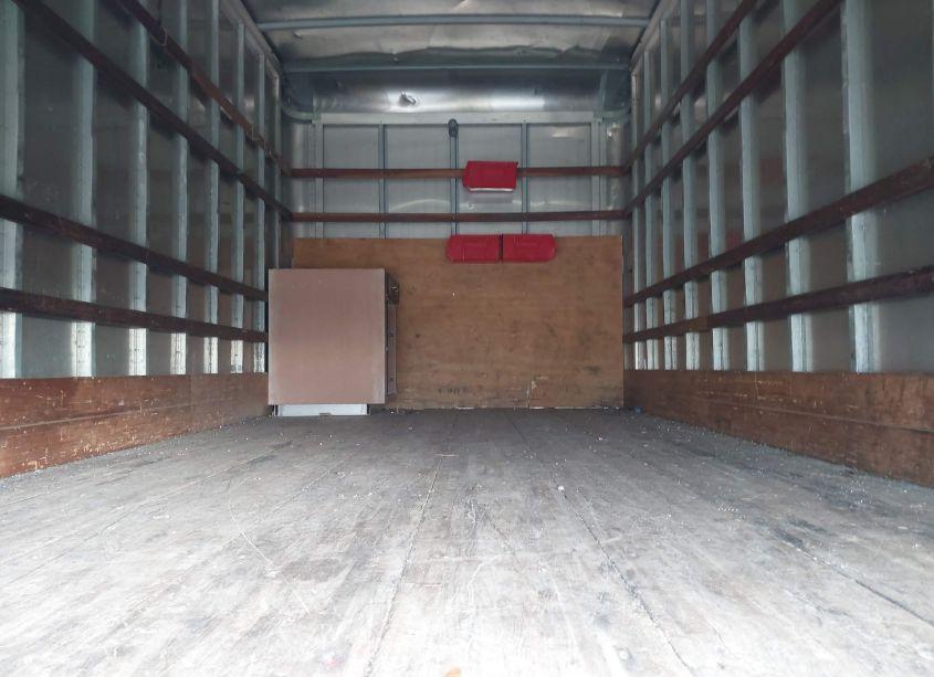 Photo 6 of 2015 Isuzu Npr DSL REG AT (VIN JALC4W169F7005560)