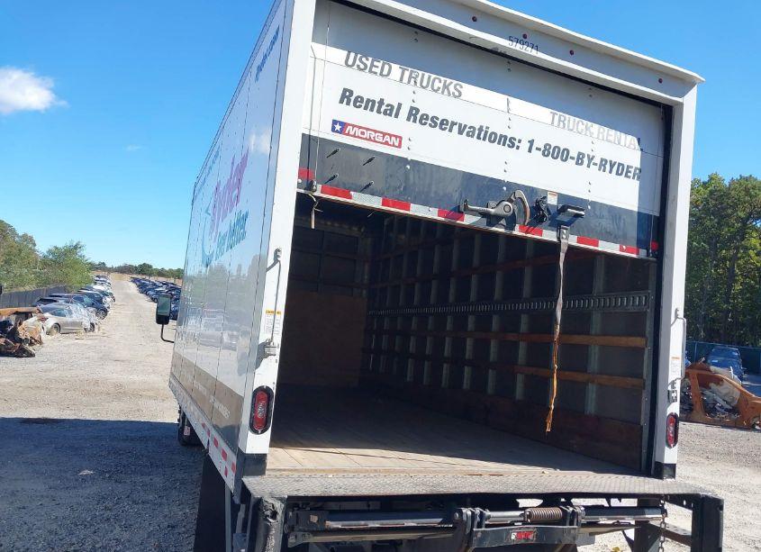 Photo 3 of 2022 Chevrolet 4500hd LCF DIESEL (VIN JALCDW16XN7015464)