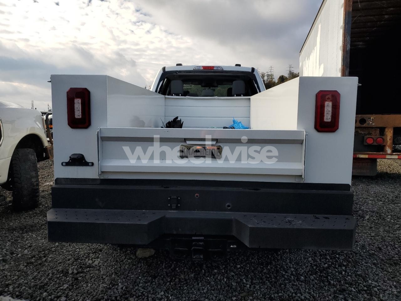 Photo 6 of 2024 FORD F250 SUPER DUTY UTILITY / SERVICE TRUCK (VIN JALE5W161D7900320)