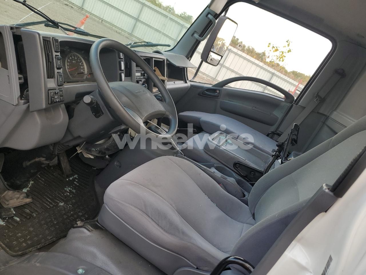 Photo 8 of 2021 ISUZU NRR (VIN JALE5W161M7301336)