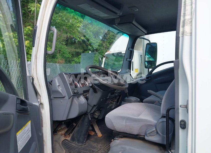 Photo 7 of 2016 Isuzu Dsl REG AT (VIN JALE5W163G7902364)