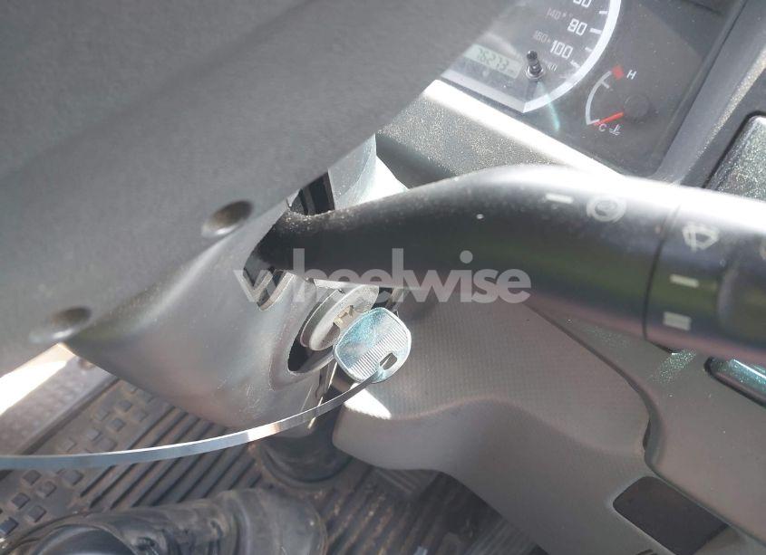 Photo 10 of 2020 Isuzu Nrr N/A (VIN JALE5W165L7303637)