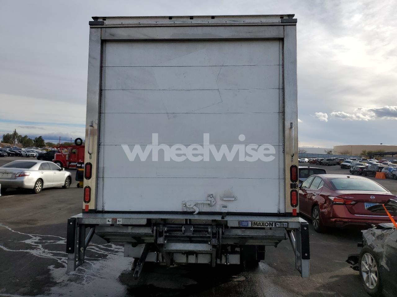 Photo 6 of 2024 ISUZU NRR REFRIGERATED BOX TRUCK N/A (VIN JALE5W165R7302917)