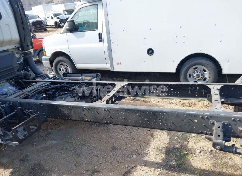 Photo 17 of 2023 Isuzu Nrr N/A (VIN JALE5W166P7306746)