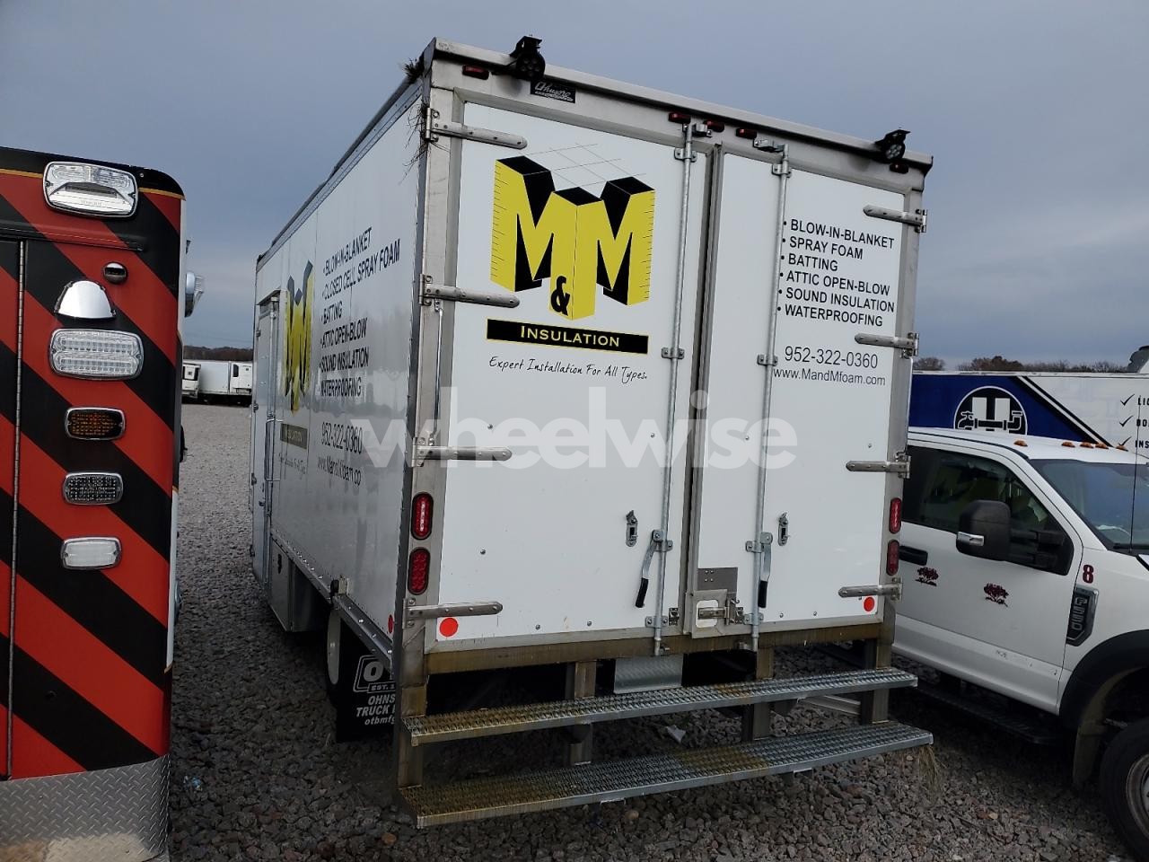 Photo 2 of 2026 ISUZU NRR BOX TRUCK (VIN JALE5W166T7P00337)