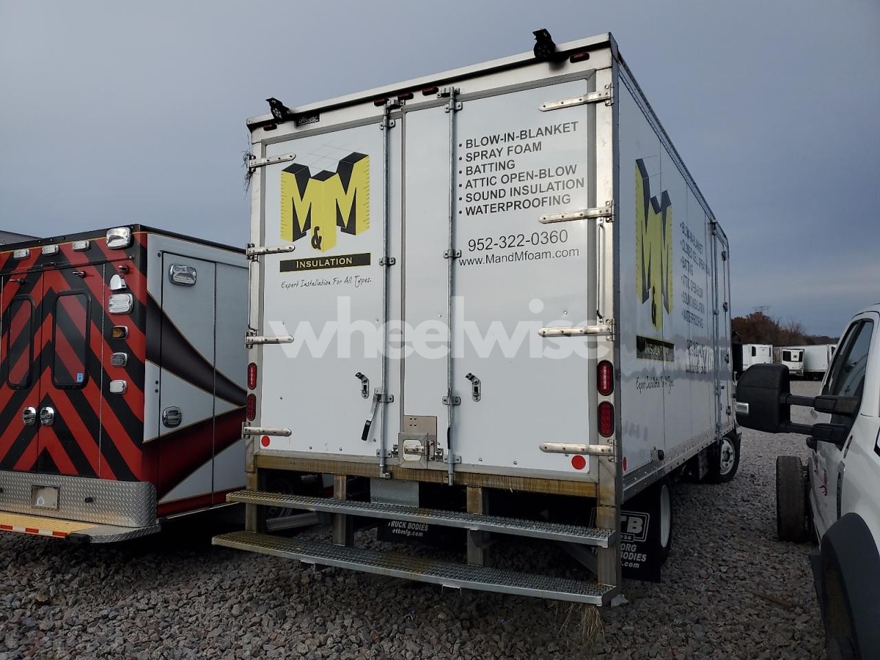 Photo 3 of 2026 ISUZU NRR BOX TRUCK (VIN JALE5W166T7P00337)