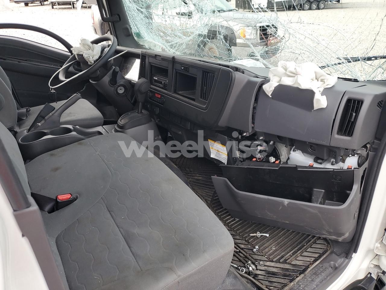 Photo 8 of 2026 ISUZU NRR BOX TRUCK (VIN JALE5W166T7P00337)