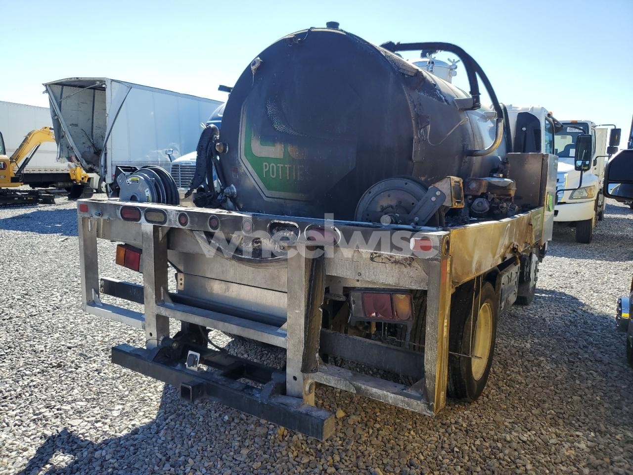 Photo 4 of 2023 ISUZU NRR (VIN JALE5W168P7306781)