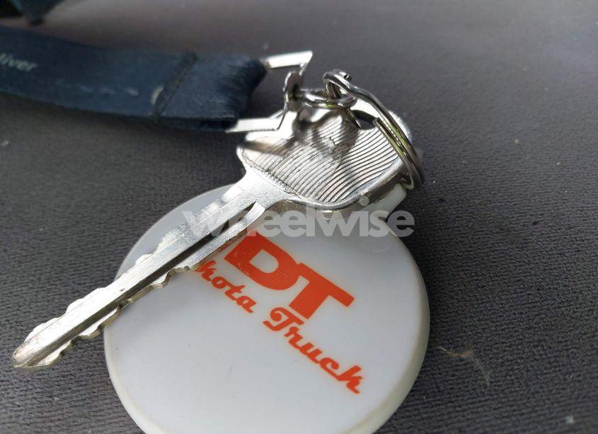 Photo 10 of 2020 Isuzu Nrr N/A (VIN JALE5W169L7301227)