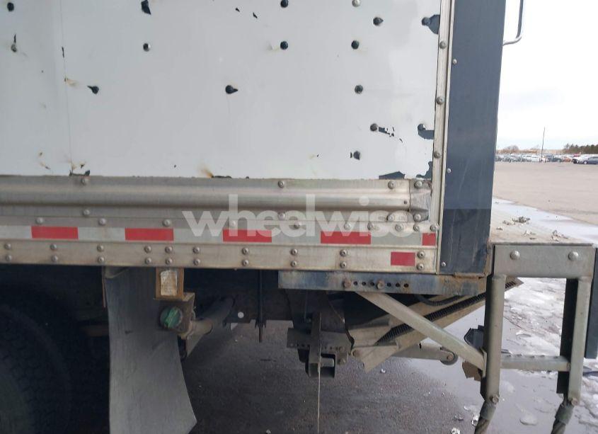 Photo 11 of 2020 Isuzu Nrr N/A (VIN JALE5W169L7301227)