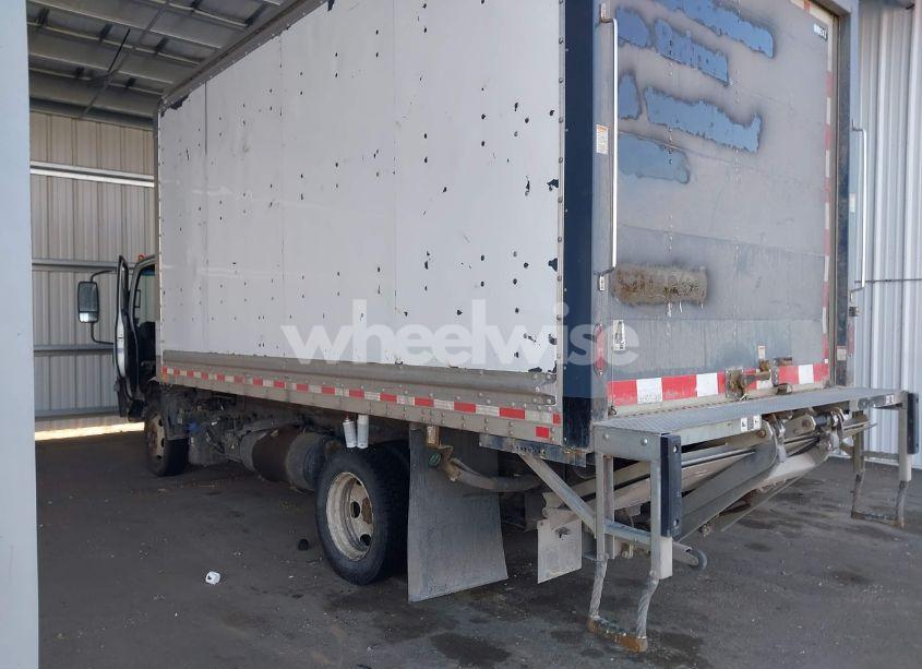 Photo 3 of 2020 Isuzu Nrr N/A (VIN JALE5W169L7301227)