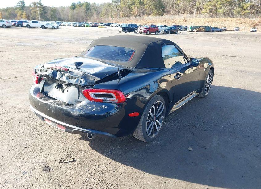 Photo 4 of 2020 Fiat 124 SPIDER URBANA (VIN JC1NFAEK1L0143710)