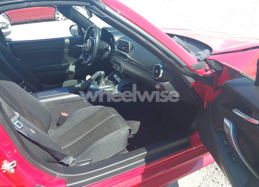 Photo 5 of 2017 Fiat 124 SPIDER CLASSICA (VIN JC1NFAEK3H0128181)