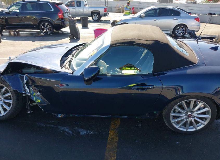 Photo 14 of 2019 Fiat 124 SPIDER LUSSO (VIN JC1NFAEK5K0141568)