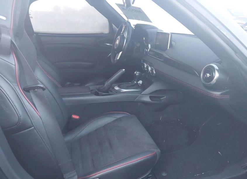 Photo 5 of 2020 Fiat 124 SPIDER ABARTH (VIN JC1NFAEK9L0145219)