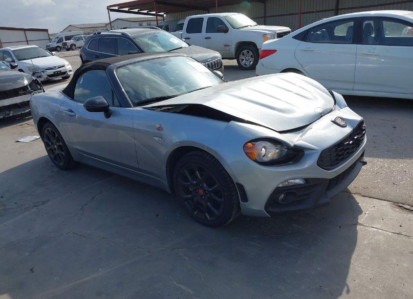 2020 Fiat 124 SPIDER ABARTH (VIN JC1NFAEKXL0145682) main photo