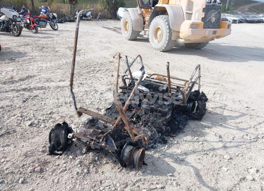 Photo 2 of 2014 Golf Cart OTHER (VIN JE1434486550)