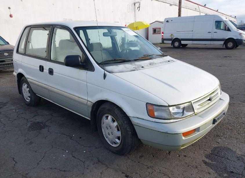 1995 Eagle Summit (VIN JE3AC50G2SZ007868) main photo