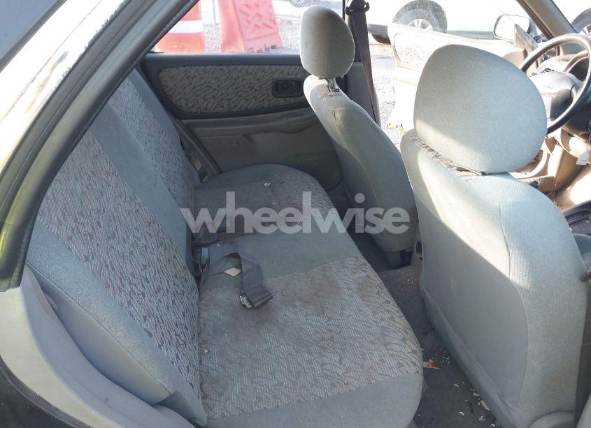 Photo 8 of 1998 Subaru Impreza (VIN JF1DF4857WH814702)