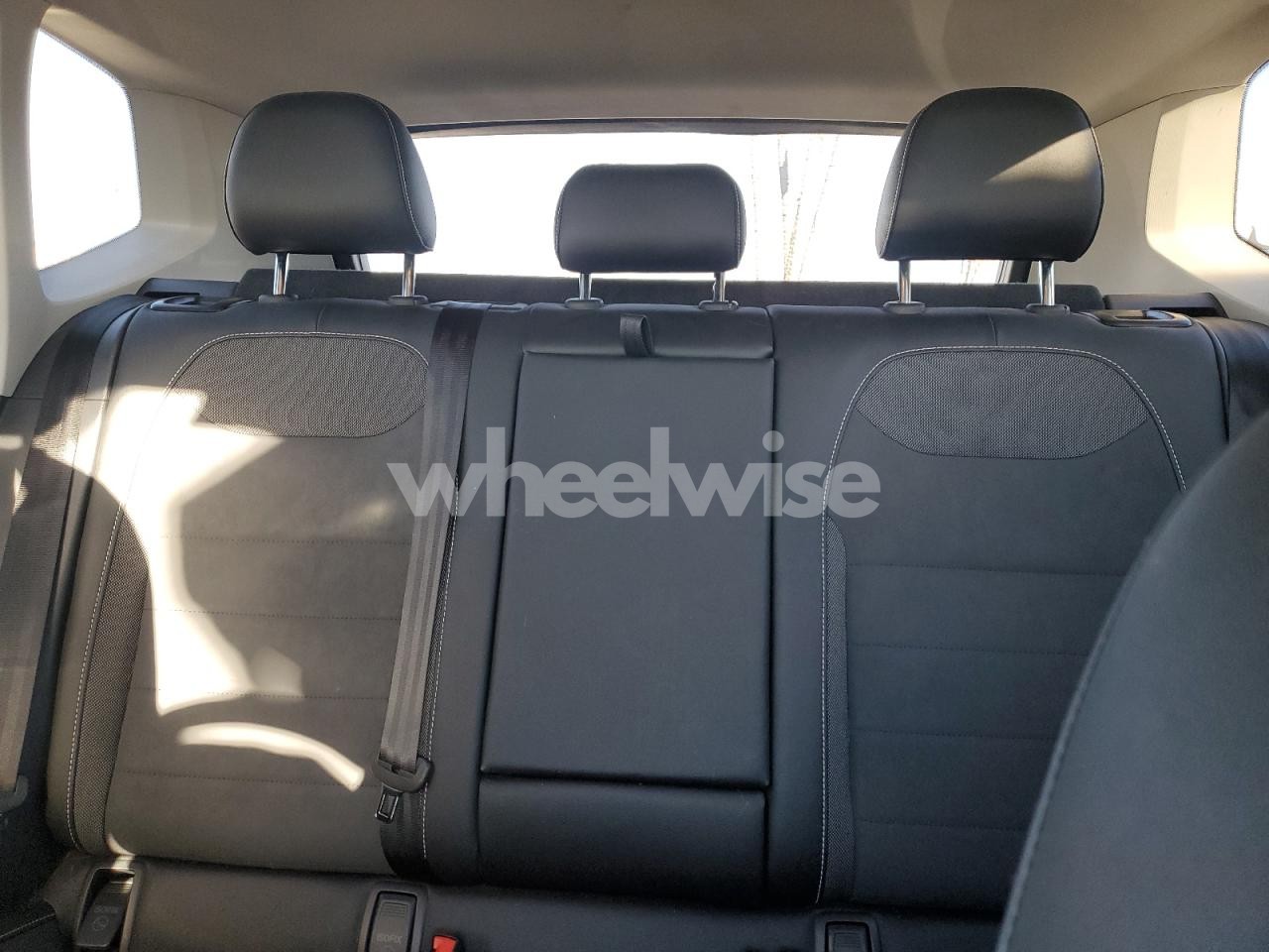 Photo 10 of 2022 VOLKSWAGEN TAOS SE (VIN JF1GD66575H519554)