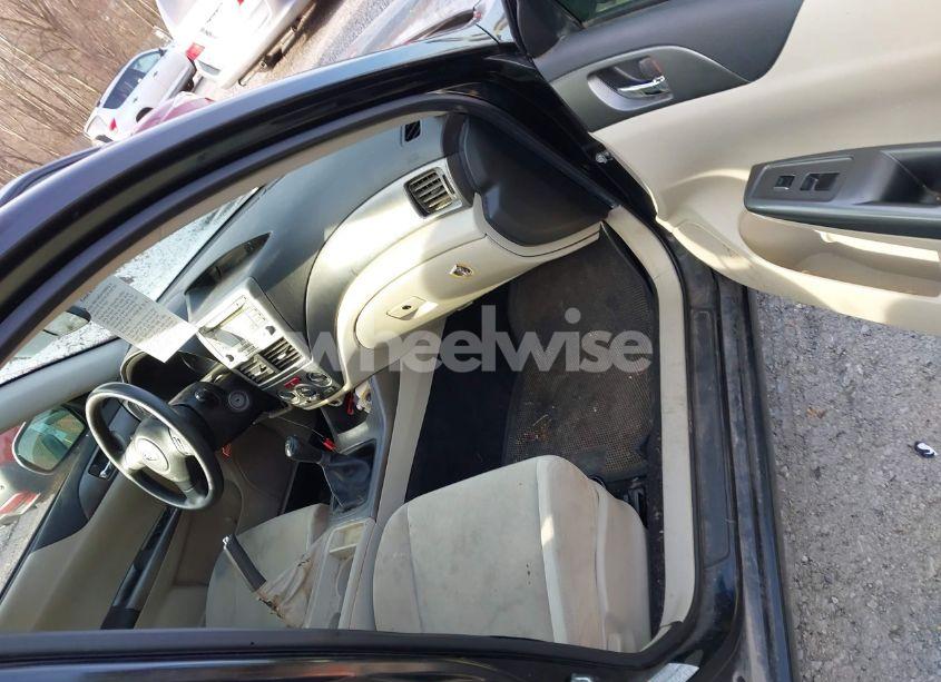 Photo 5 of 2011 Subaru Impreza 2.5I (VIN JF1GE6A62BG502806)