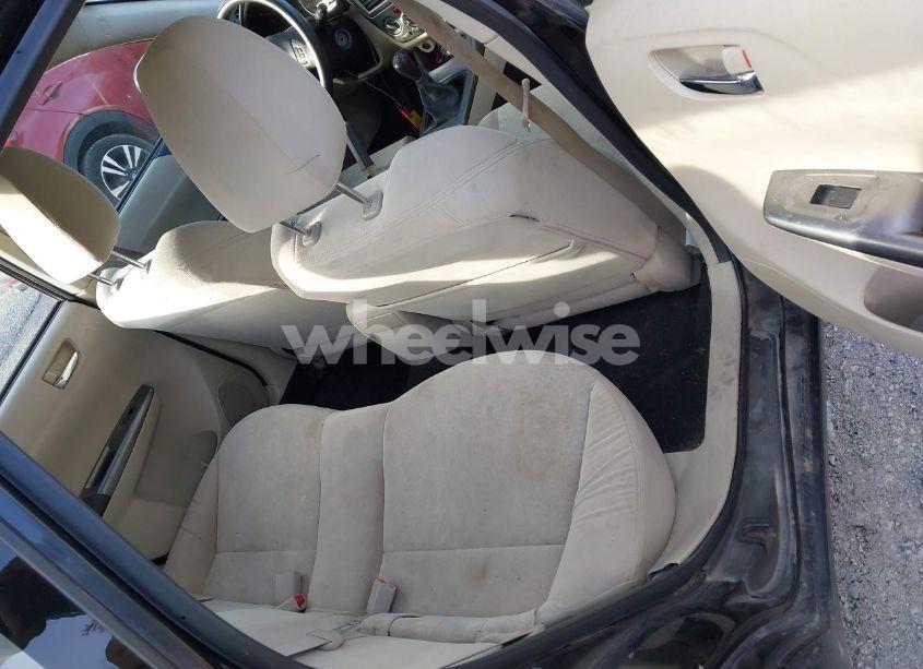 Photo 8 of 2011 Subaru Impreza 2.5I (VIN JF1GE6A62BG502806)