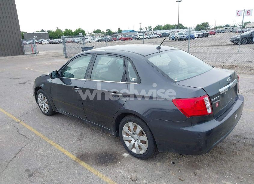 Photo 3 of 2011 Subaru Impreza 2.5I (VIN JF1GE6A64BH521125)