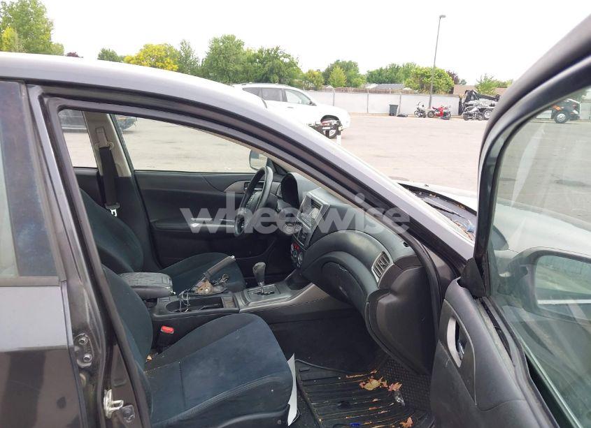 Photo 5 of 2011 Subaru Impreza 2.5I (VIN JF1GE6A64BH521125)
