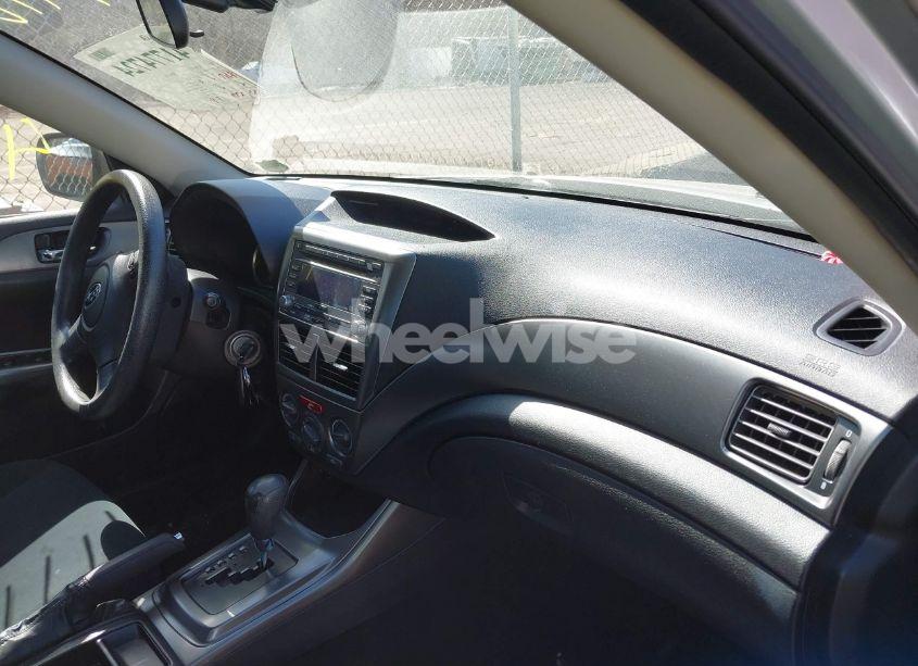 Photo 5 of 2011 Subaru Impreza 2.5I (VIN JF1GE6A67BH500141)