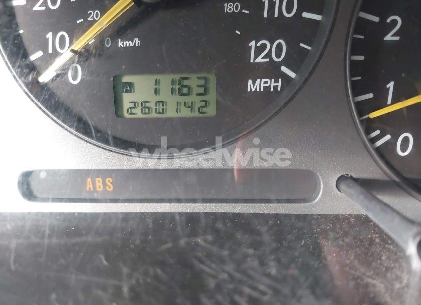 Photo 15 of 2002 Subaru Impreza 2.5TS (VIN JF1GG65562G800142)