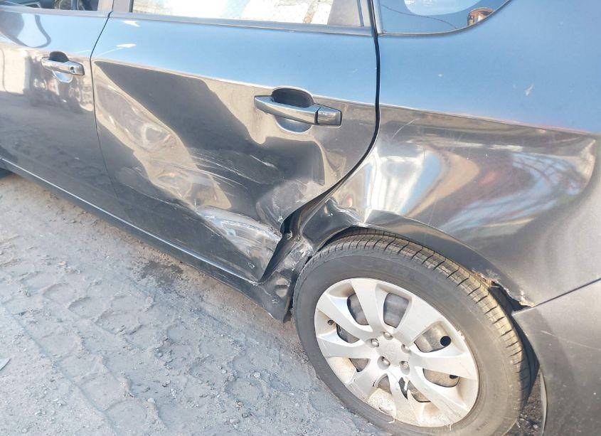 Photo 6 of 2009 Subaru Impreza 2.5I (VIN JF1GH61619G823978)