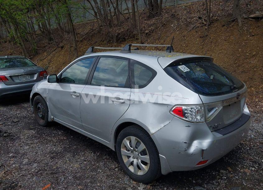 Photo 3 of 2009 Subaru Impreza 2.5I (VIN JF1GH61639H817951)