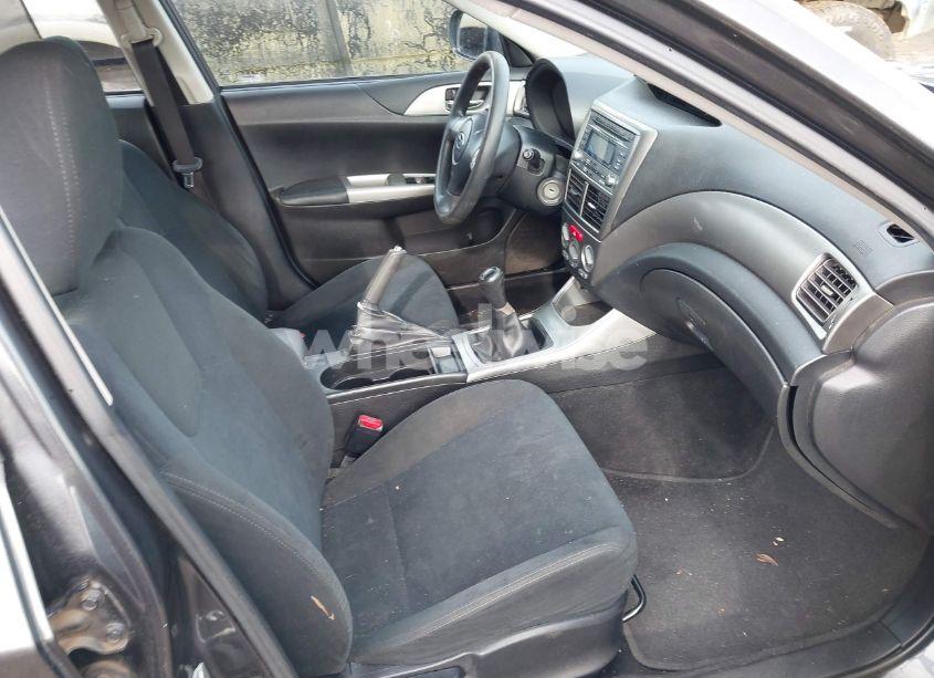 Photo 5 of 2009 Subaru Impreza 2.5I (VIN JF1GH61699G810525)