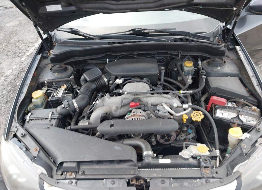 Photo 10 of 2011 Subaru Impreza 2.5I (VIN JF1GH6A63BH821987)