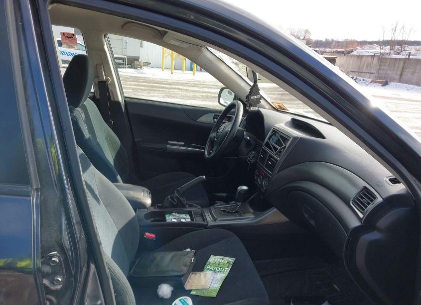 Photo 5 of 2011 Subaru Impreza 2.5I (VIN JF1GH6A63BH829071)