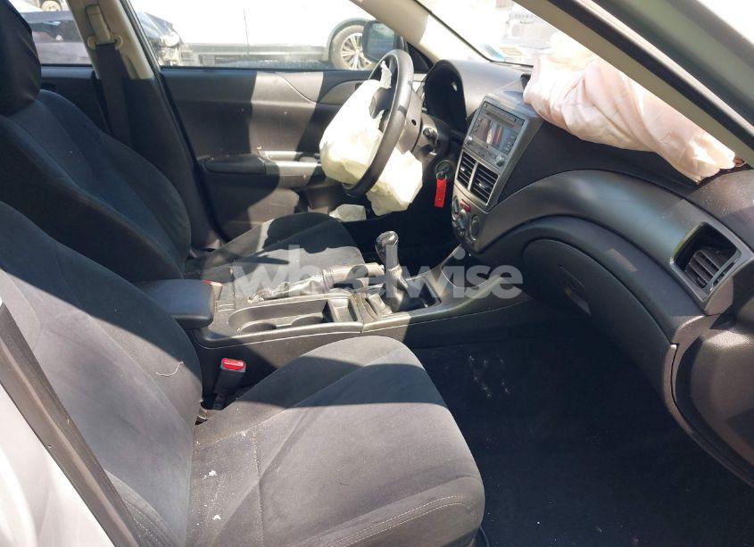 Photo 5 of 2011 Subaru Impreza 2.5I (VIN JF1GH6A68BG805578)
