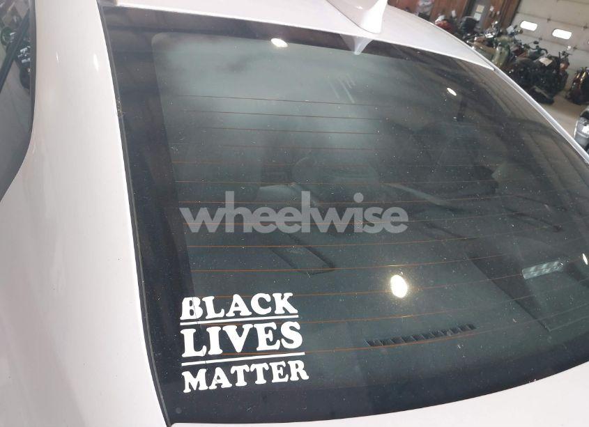 Photo 15 of 2016 Subaru Impreza 2.0I LIMITED (VIN JF1GJAK65GH017817)